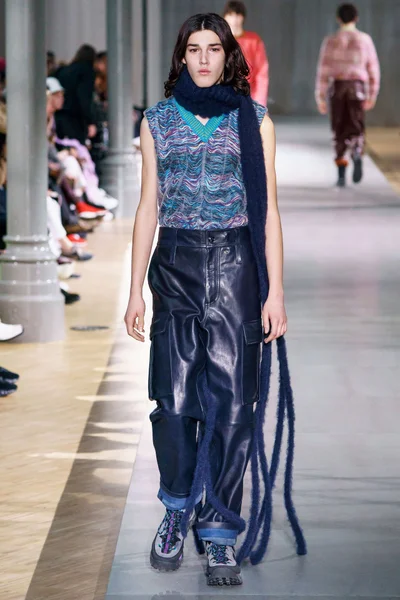 Look 39